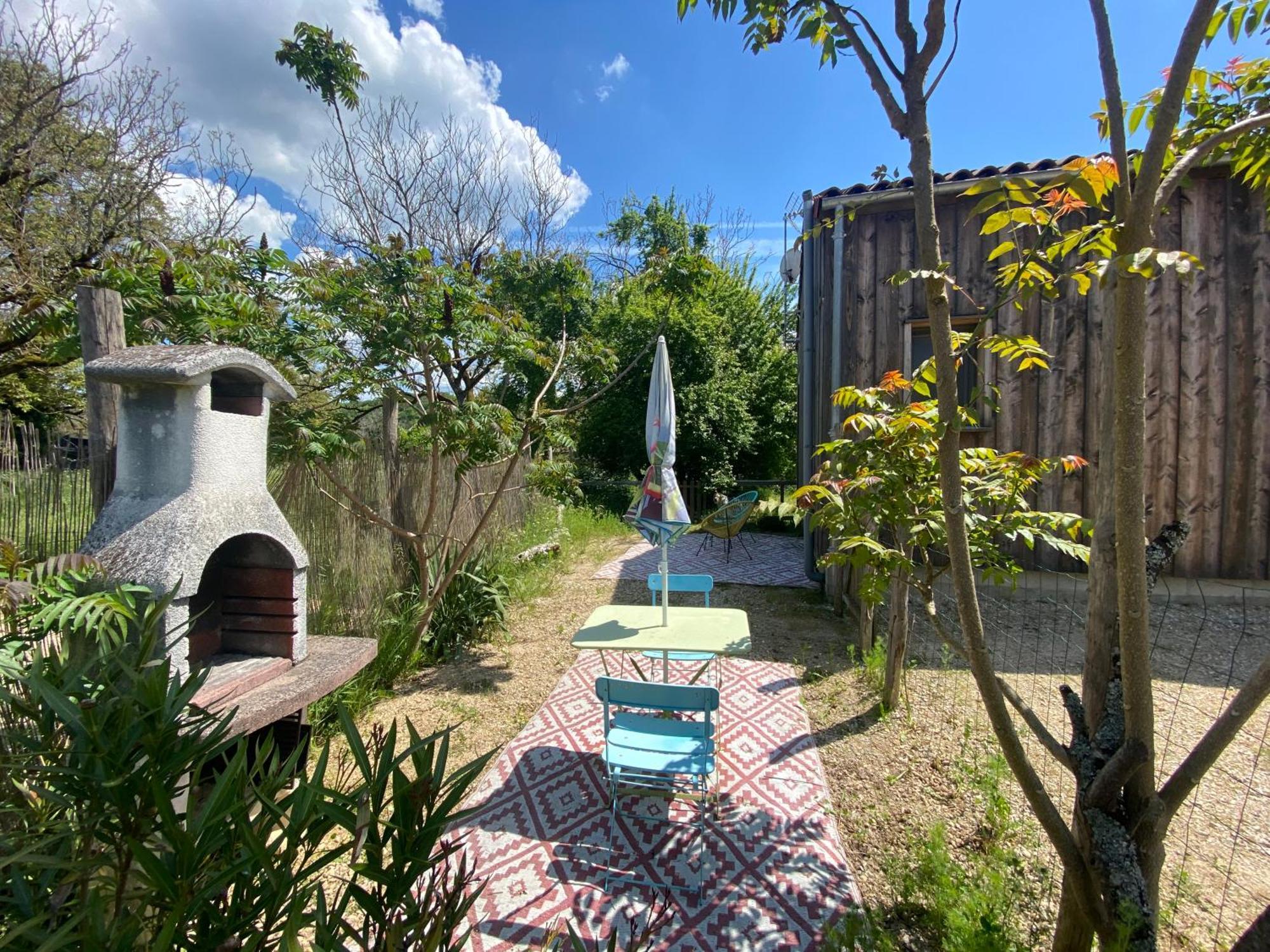 Gite Wildflower Lane Valojoulx Exterior foto